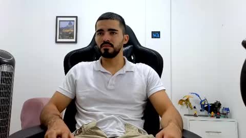 alejandroo_7 online show from July 2026 11:20:02 PM
