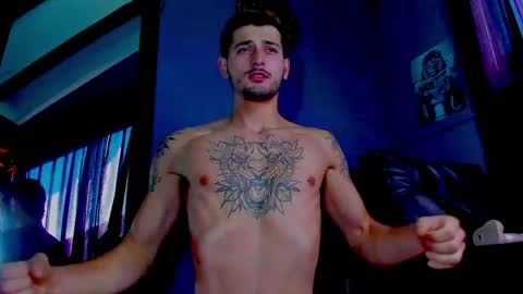 alejo_323__ online show from April 2026 02:33:01 PM