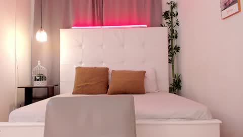 alejo_exotic online show from June 2026 01:13:01 PM