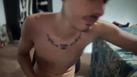 alejoochoa2222 online show from November 2025 02:34:02 AM