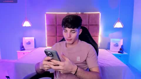 ALejoo Saenz online show from February 2026 07:51:01 AM