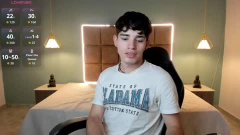 ALejoo Saenz online show from May 2026 02:07:02 AM