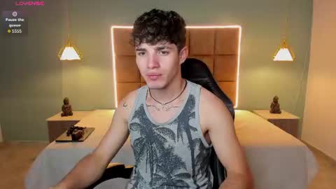ALejoo Saenz online show from June 2026 07:49:01 PM