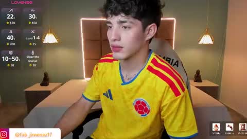 ALejoo Saenz online show from June 2026 04:35:01 AM