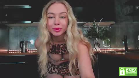 Snapshot of aleksa_cutie chatting on January 2026 10:31:02 AM Next stream - 2 dec - online show from January 2026 10:31:02 AM