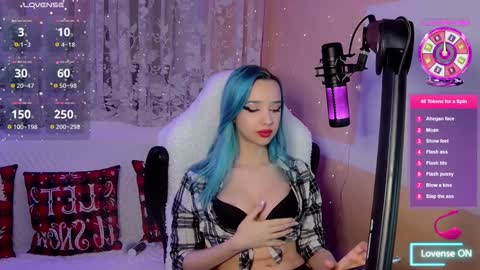 Snapshot of aleksahunt chatting on January 2025 11:55:01 PM Aleksa Hunt online show from January 2025 11:55:01 PM