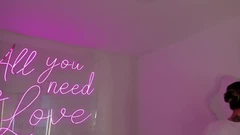 Aleksandra  online show from May 2026 12:26:02 PM