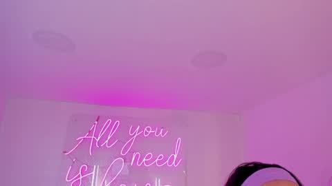 Aleksandra  online show from May 2026 12:42:01 PM