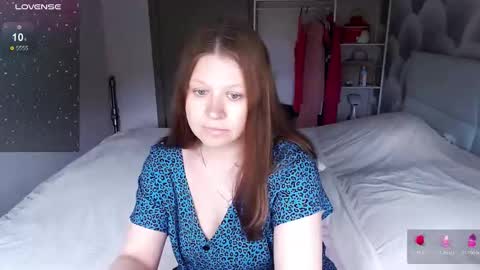 Snapshot of aleksasamui chatting on May 2026 07:46:02 AM Aleksa online show from May 2026 07:46:02 AM