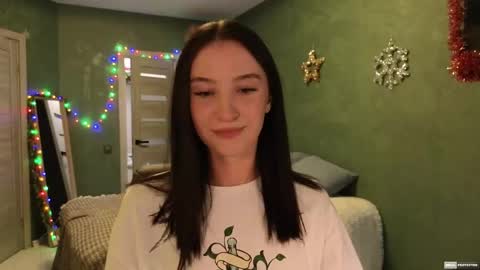 Snapshot of alena_navi chatting on December 2024 08:55:01 AM Alena online show from December 2024 08:55:01 AM