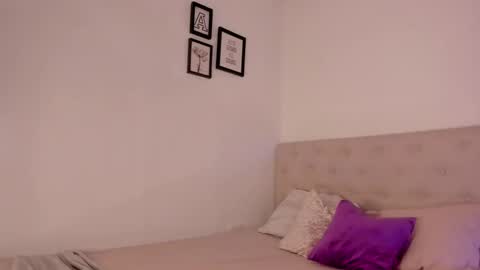 Snapshot of alesay_dreams chatting on January 2026 10:36:02 PM Alesay online show from January 2026 10:36:02 PM