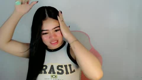 alesha_vibe_me online show from June 2026 03:25:02 PM