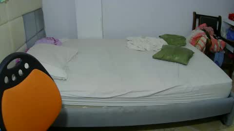 Alesia jones01 online show from June 2026 04:07:02 AM