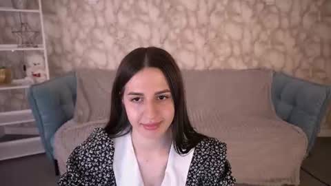 alesiadessmond online show from June 2026 01:03:02 PM