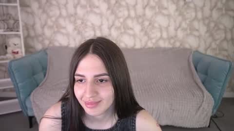 alesiadessmond online show from June 2026 07:07:01 PM