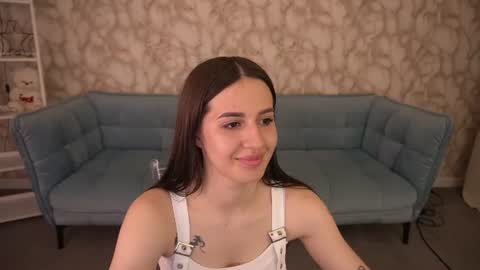 alesiadessmond online show from June 2026 07:05:01 PM