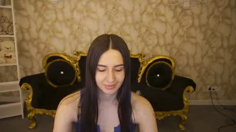 alesiadessmond online show from June 2026 07:03:02 PM