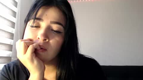 Aleska online show from July 2026 06:04:02 PM
