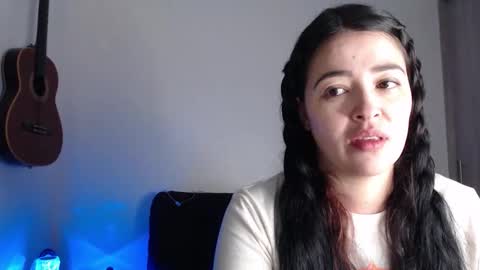 Aleska online show from January 2026 05:38:01 PM