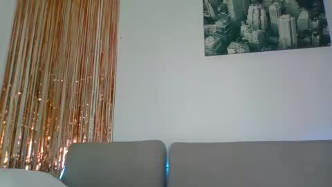 QUEEN OFF MILk  IM BACK  15 NOV online show from November 2025 09:02:01 PM