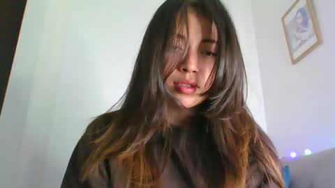 QUEEN OFF MILk  IM BACK  15 NOV online show from February 2026 10:02:02 PM