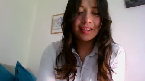 QUEEN OFF MILk  IM BACK  15 NOV online show from May 2026 09:01:02 PM