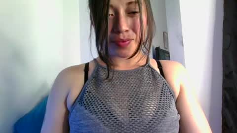 QUEEN OFF MILk  IM BACK  15 NOV online show from June 2026 10:26:01 PM