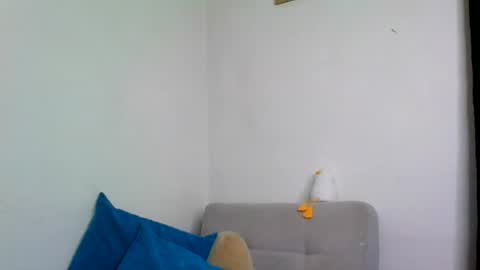 QUEEN OFF MILk  IM BACK  15 NOV online show from June 2026 09:52:02 PM