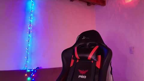 Snapshot of alessafrost_ chatting on March 2026 01:37:02 PM Onlyfans Babykarma6 online show from March 2026 01:37:02 PM