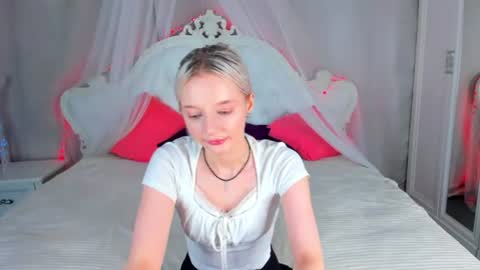 alessakiss online show from June 2026 09:15:01 AM