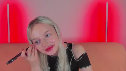 alessakiss online show from July 2026 07:04:01 AM