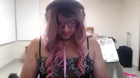 Snapshot of alessalindo840 chatting on January 2025 07:32:02 AM AlessaBabyGirl840 online show from January 2025 07:32:02 AM