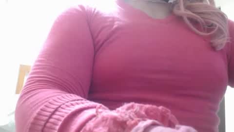 Snapshot of alessalindo840 chatting on September 2025 06:12:02 AM AlessaBabyGirl840 online show from September 2025 06:12:02 AM