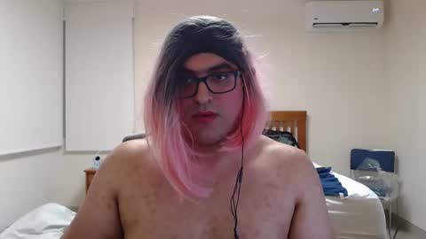 Snapshot of alessalindo840 chatting on November 2025 04:23:01 AM AlessaBabyGirl840 online show from November 2025 04:23:01 AM