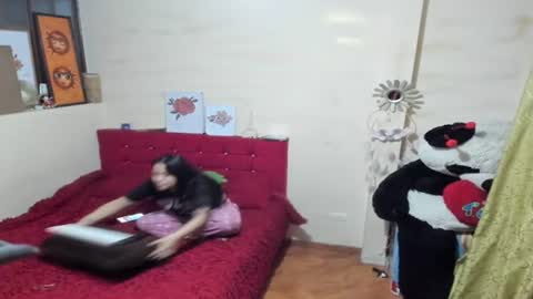 paola online show from November 2025 11:43:02 PM