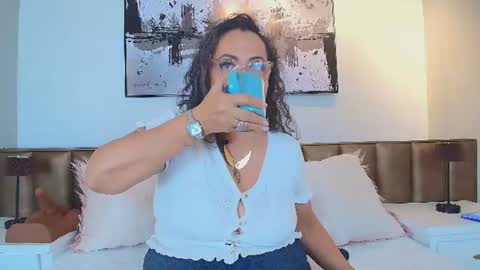 Alessandra online show from July 2026 12:19:02 PM