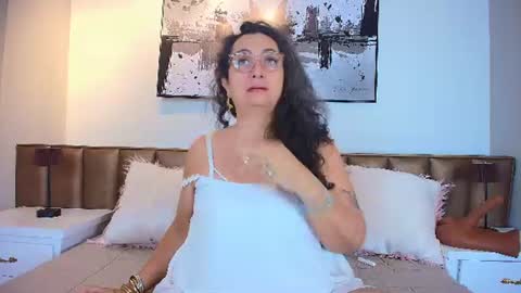 Alessandra online show from July 2026 12:21:02 PM