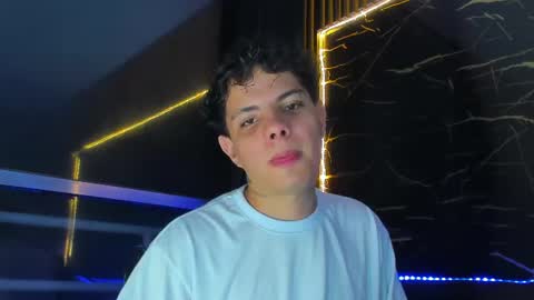 Alessandro online show from July 2026 05:43:02 AM