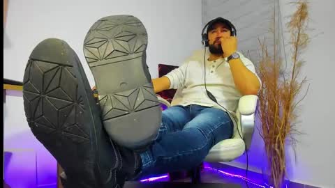 Snapshot of alessandro__wye chatting on December 2024 04:31:01 AM ALESSANDRO WYE online show from December 2024 04:31:01 AM