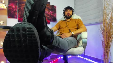 Snapshot of alessandro__wye chatting on January 2025 09:36:02 AM ALESSANDRO WYE online show from January 2025 09:36:02 AM