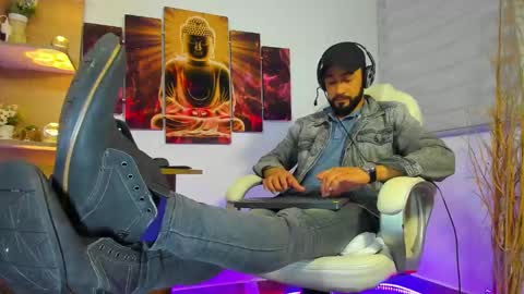 Snapshot of alessandro__wye chatting on January 2025 04:45:01 AM ALESSANDRO WYE online show from January 2025 04:45:01 AM