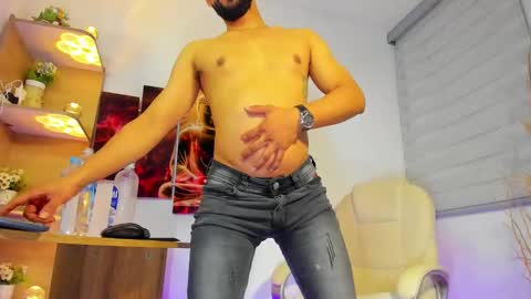 Snapshot of alessandro__wye chatting on January 2025 07:49:02 AM ALESSANDRO WYE online show from January 2025 07:49:02 AM