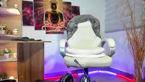 Snapshot of alessandro__wye chatting on February 2025 10:54:01 PM ALESSANDRO WYE online show from February 2025 10:54:01 PM