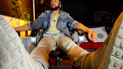 Snapshot of alessandro__wye chatting on February 2026 02:41:02 AM ALESSANDRO WYE online show from February 2026 02:41:02 AM