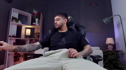 Snapshot of alessandro_duty chatting on January 2026 12:13:01 AM Alessandro INDEPENDENT MODEL online show from January 2026 12:13:01 AM