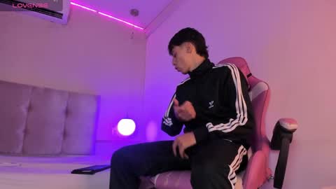 Alessandro Dybala online show from February 2025 12:24:02 PM