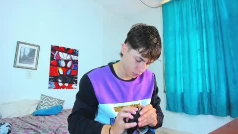 Alessandro Dybala online show from April 2026 12:07:02 PM