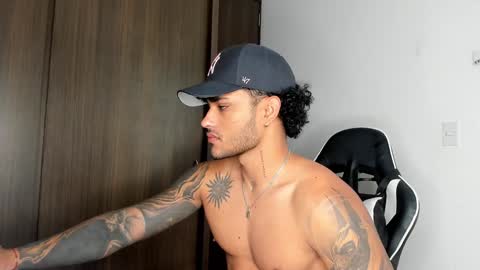 Alessandro Vanni online show from January 2025 01:13:02 PM