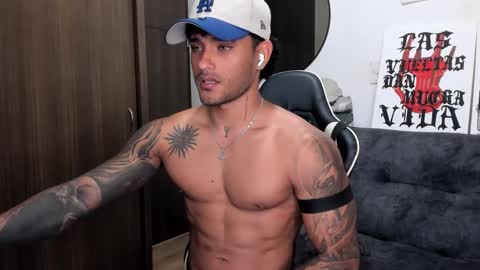 Alessandro Vanni online show from September 2025 01:20:02 AM