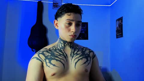 Alessandro online show from January 2025 11:18:02 PM